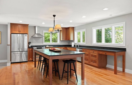 Middlebury Casa | Downtown Middlebury River House