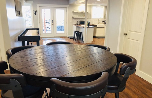 Moscow Apartamento | Nueva construcción en el centro de Moscú Apartamento privado en la planta baja Capacidad para 6 personas.