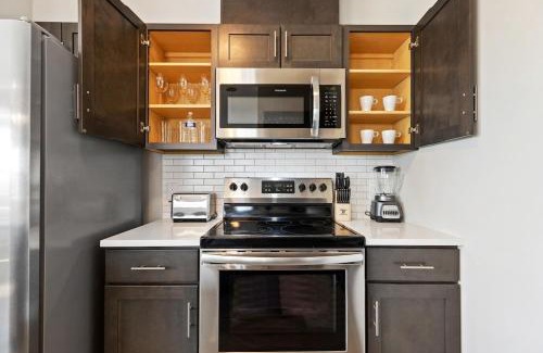 Newark Apartamento | Downtown NWK 1BR- Free Parking Easy NYC Access