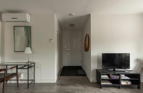 Mont-Tremblant Apartamento | Downtown - Rooftop patio - Free shuttle to ski Mountain