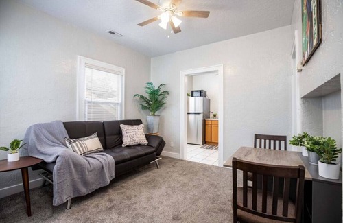 Lower Avenues Apartamento | Downtown SLC Loft in Historic Avenues District!
