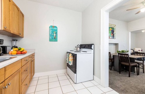 Lower Avenues Apartamento | Downtown SLC Loft in Historic Avenues District!