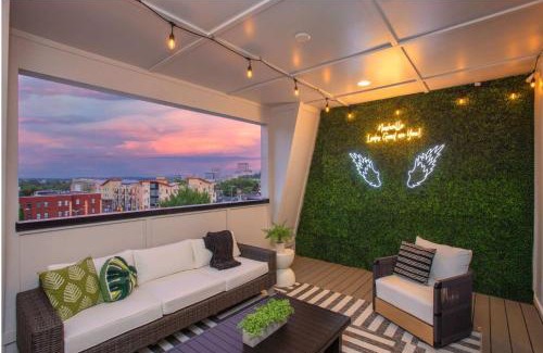Buena Vista Casa | Downtown Views Glam Stations Close to Broadway