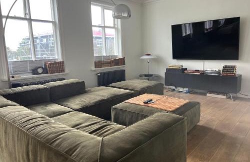 Vesturbær Villa | Downtown Villa - Embassy Quarter
