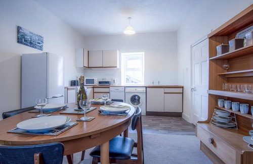 Tenby Apartamento | Dragons Den - 2 Bedroom Apartment - Tenby