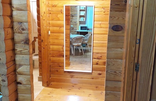 Fortuna Cabina | CABAÑA DE ENSUEÑO CON JACUZZI EXTERIOR PRIVADO Y BARBACOA.