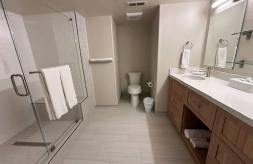 Capistrano Beach Complejo | Dream Getaway! 3 Modern Units for Groups, Beachside, Pool