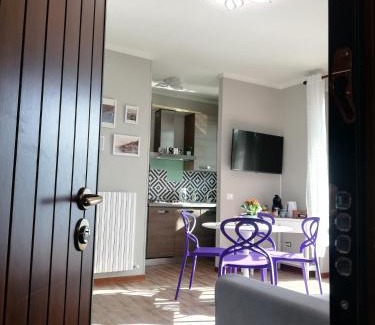 Fiumelatte Apartamento | Dream lake PANORAMA, garage in the center of Varenna