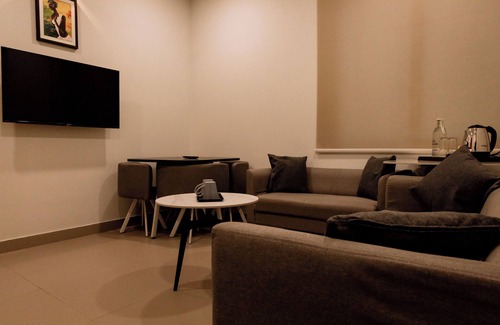 Kanjikode Complejo | Dreamotel Luxury Suites and Rooms