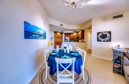 Cape Harbour Condominio | Dreamscape10th Floor Luxury Condo in Cape Harbour Marina, King Bed, Views, More