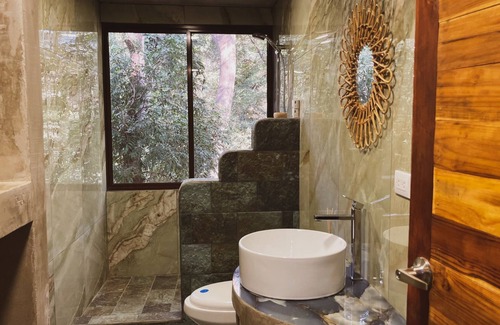 Tamarindo Cabina | Dreamsea Surf Camp