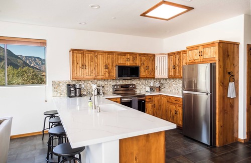 Sedona Casa | Dreamy Sedona Cabin in Oak Creek Canyon
