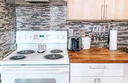 Leonardtown Casa | Dreamy Waterfront Cottage w/ Incredible Views