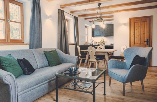 Tegernsee Casa | Dreizimmer Maisonette Apartment - Der Lederer Hof - Boutique Hotel & Apartments