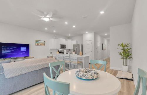 Gulf Breeze Casa | Drift Bay - Adventure Awaits! Zoo, Boat Ramp & Just Minutes from the Beach!