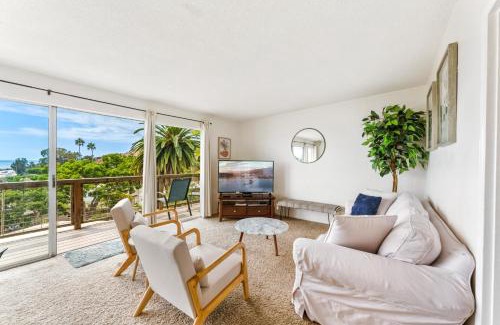 Summerland Casa | Driftwood Club - Ocean Views, BBQ, Pet Friendly