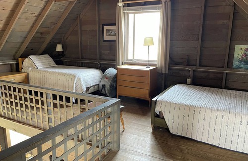 Pentwater Cabaña | Driftwood Cottage in Pentwater