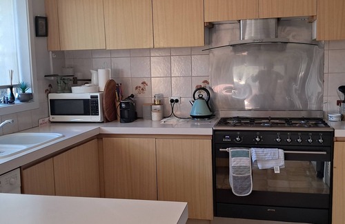 Dromana Casa | Dromana stay for couples. (Max 2 people, Max 2-3 night stay)