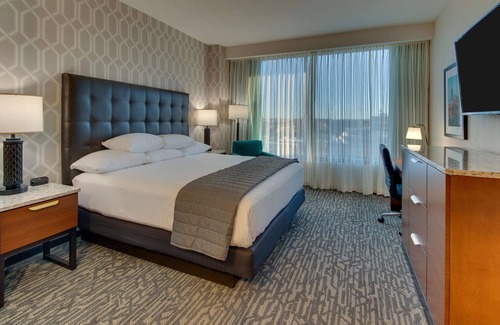 Sobro Hotel | Drury Plaza Hotel Nashville Downtown