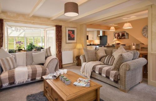 Melrose Casa | Dryburgh Stirling Two