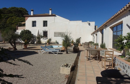 Ciudad Jardin Apartamento | Dublin, one of four tourist apartments with pool, in the forest.