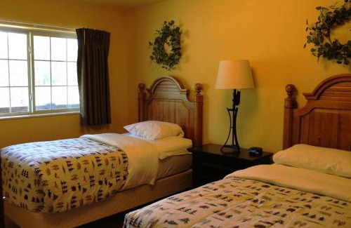 Eagle River Casa | Duck Lake 2 bedroom condo at Wild Eagle Lodge, #206