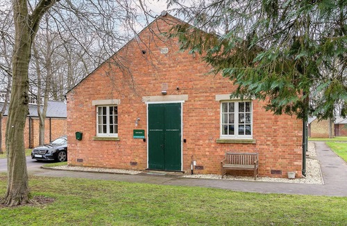 Bicester Casa | Duclos Private room at Bicester Heritage