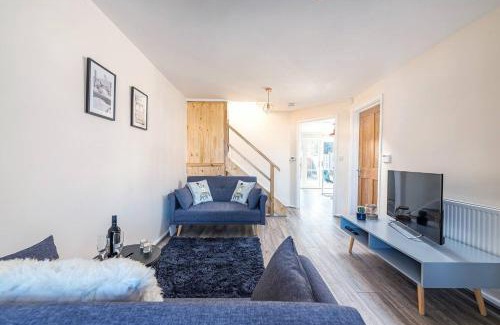 Dudley Casa | Dudley-hospital-3bed-parking-long Stay-contractor