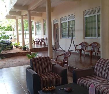 Trincomalee Apartamento | Dudley's Family Resort
