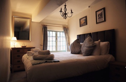 Lincoln Casa | Duke William Hotel