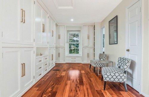 Fairfax Casa | Dulles Luxury: Sleeps 20!