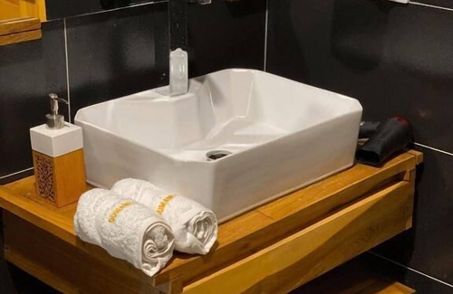 Hunza Hotel | Dumani Nagar Hotel & Resort