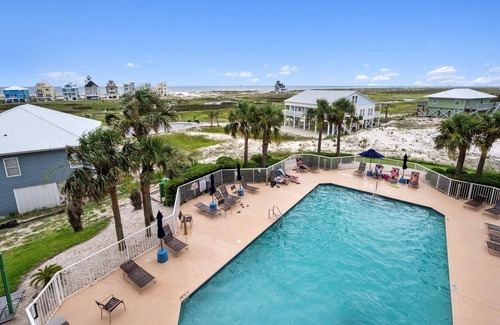 Fort Morgan Condominio | Dunes 304 Gulf View Condo with Pool and Hot Tub Access by RedAwning