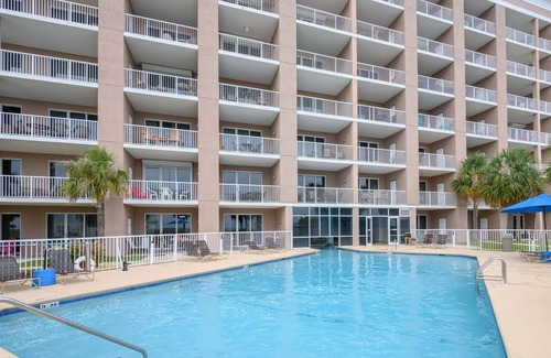 Fort Morgan Condominio | Dunes 304 Gulf View Condo with Pool and Hot Tub Access by RedAwning