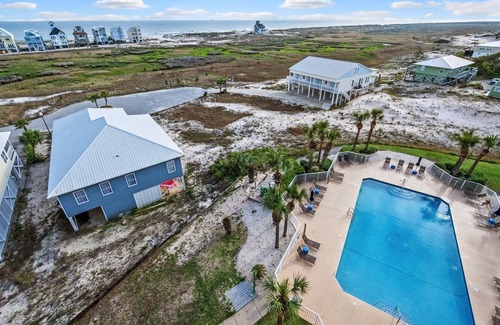 Fort Morgan Condominio | Dunes 602 Condo with Gulf View and Access to Saltwater Pool by RedAwning