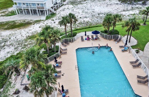 Fort Morgan Condominio | Dunes 602 Condo with Gulf View and Access to Saltwater Pool by RedAwning