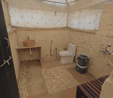 Amar Sagar Pol Complejo | Dunes Heritage Desert Camp