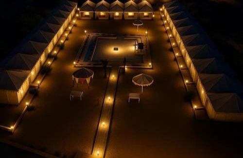 Amar Sagar Pol Complejo | Dunes Heritage Desert Camp