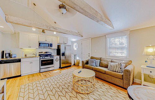 West Yarmouth Casa | Duplex bungalows with fast WiFi, enclosed yard, & walkable locale, dog-friendly