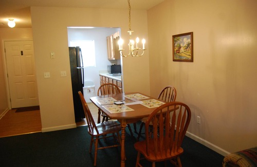 Russell Springs Cabina | Duplex Cabin A & B (Both Sides) @ LakePointe Resort