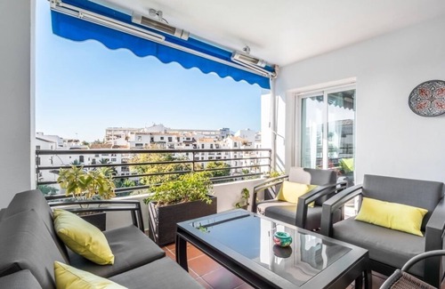 Puerto Banus Apartamento | Atico Duplex en el corazon de Puerto Manus, Marbella