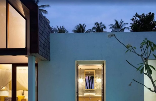 Pemenang Villa | Villa dúplex con piscina privada y acceso a la playa 3