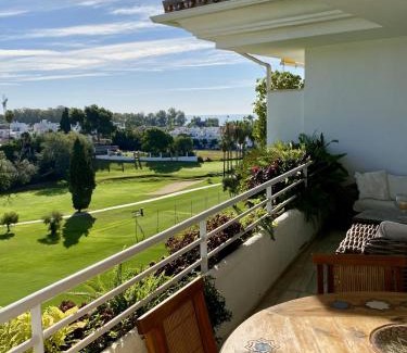 Guadalmina Apartamento | Duplex vistas al golf Guadalmina Marbella