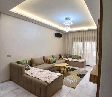 Ain Harrouda Apartamento | Duplex Vue Piscine et Jardin Océan Park à Zenata City Eco