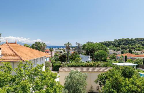 Cap-d'Antibes Apartamento | Duplex with View on the Cap d'Antibes