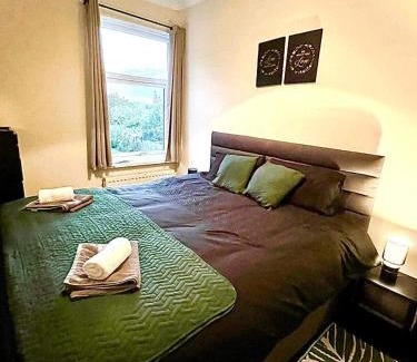 Durham Casa | Durham 3-Beds Sleeps 5 - Close to Uni & Centre