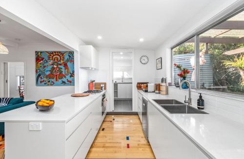South Durras Casa | Durras Cottage managed by Batemans Bay Accom