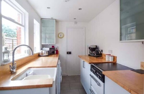 Colchester Cabaña | Dutch Cottage