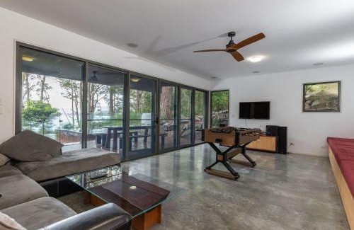 Smiths Lake Casa | Dux Nutz