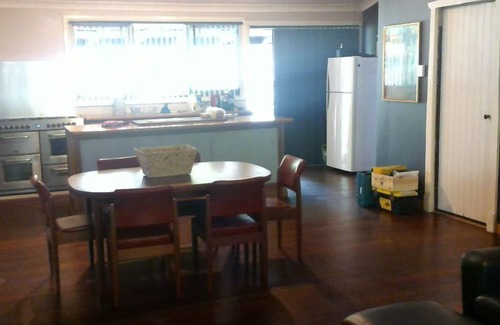 Dwellingup Casa | Escape de vivienda. Gran casa opp Forest. Duerme 8, 1. 5 baños. Juegos Rm